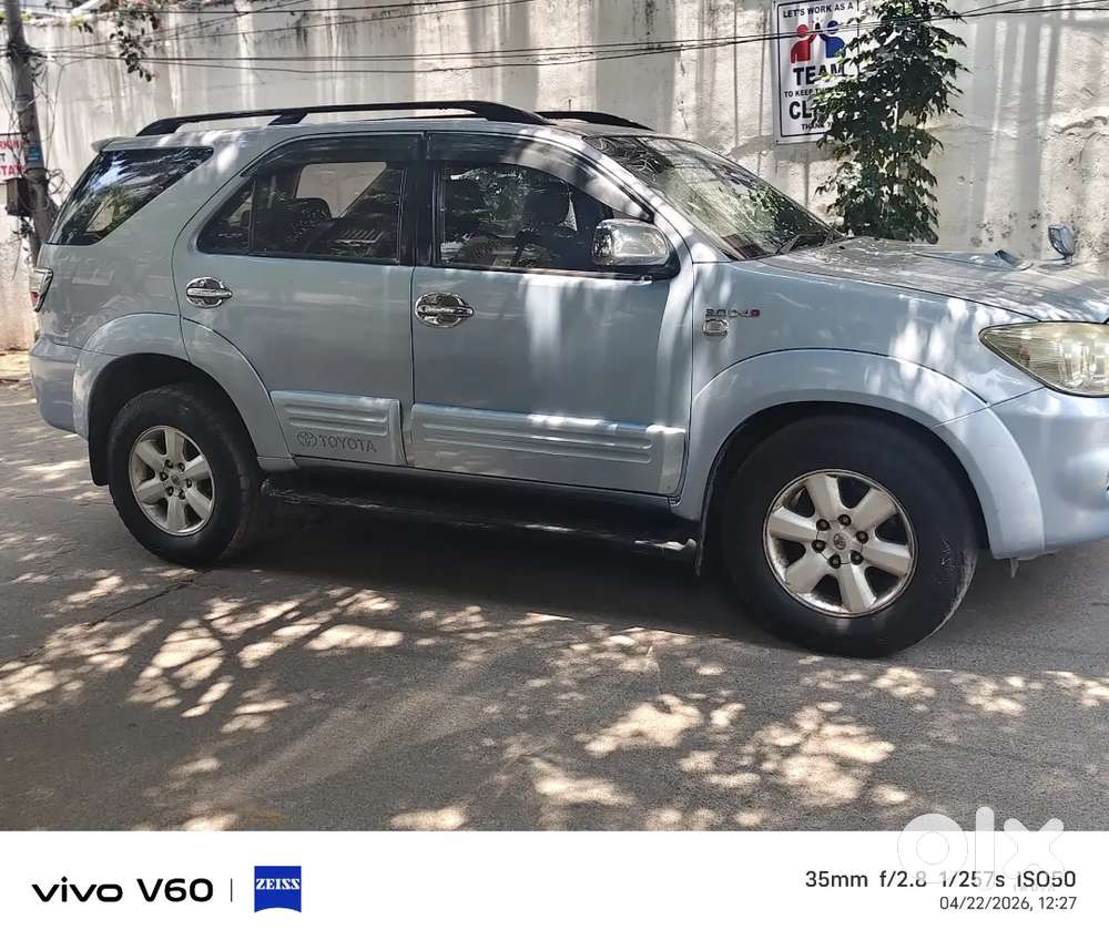 Toyota Fortuner 4x4 2011 Manual8