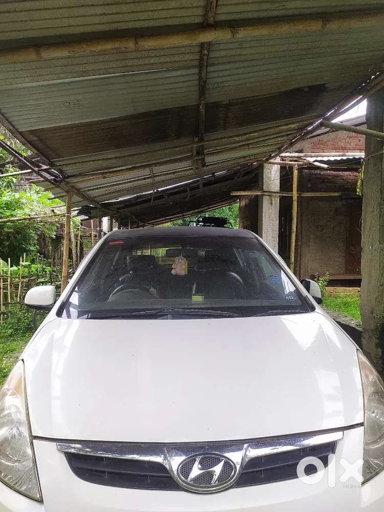Hyundai I20 2011 Petrol 76000 Km Driven