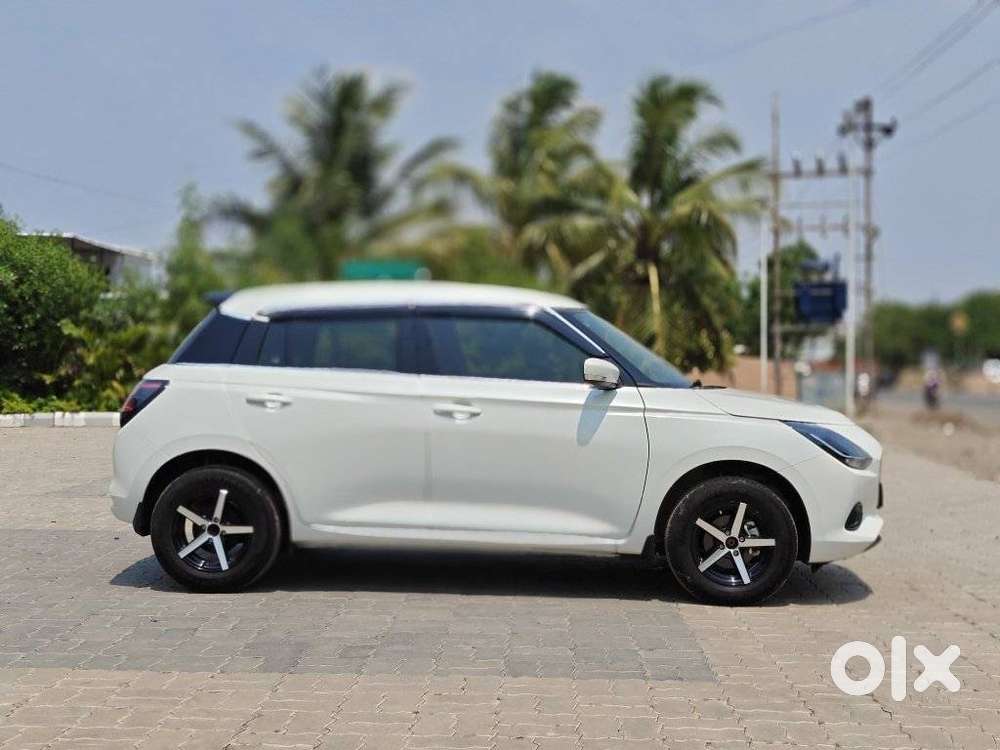 Maruti Suzuki Swift 1.2 Vxi (o), 2025, Petrol