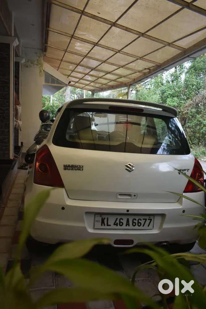 Well Maintained Maruti Suzuki Swift 2008 Petrol