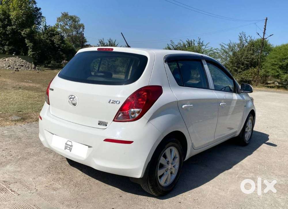 Hyundai I20 Sportz 1.2 Vtvt, 2013, Petrol