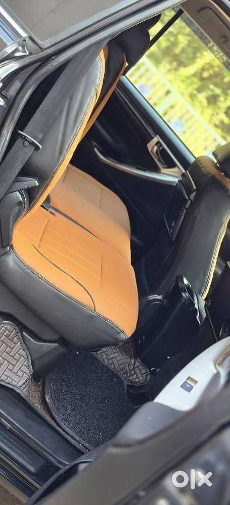 Toyota Innova Crysta [2020-ongoing] 2.4 Vx 8 Str, 2021, Diesel