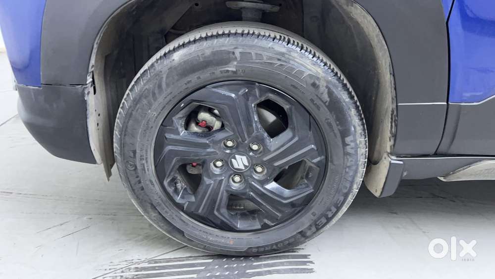 Maruti Suzuki Vitara Brezza 1.5 Zxi At, 2022, Petrol