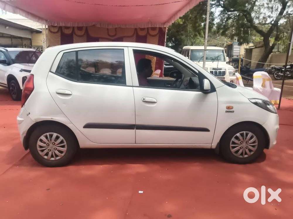Hyundai I10 Sportz 1.1l, 2015, Petrol