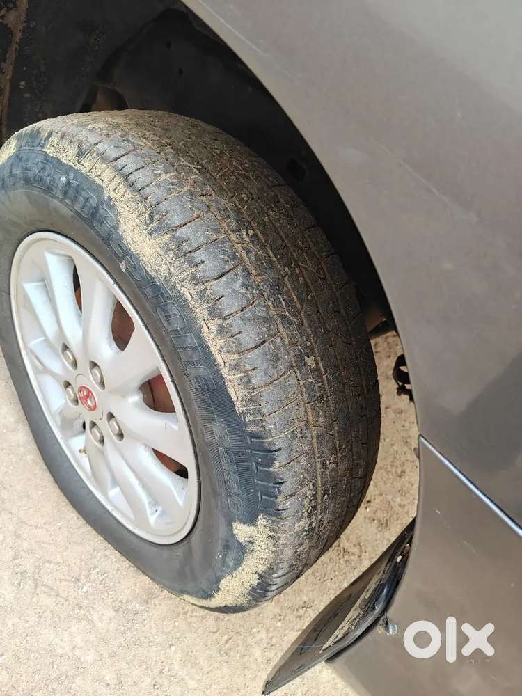 Toyota Innova  Manual 2012