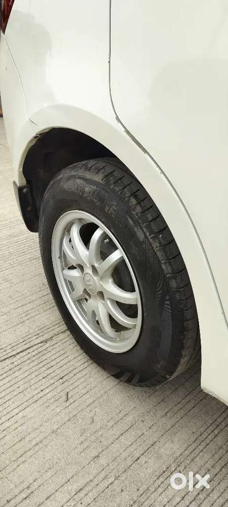 Maruti Suzuki Swift 2012