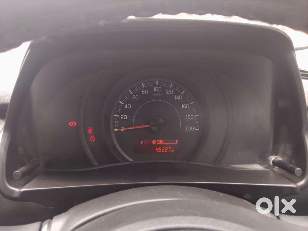 Maruti Suzuki Swift Lxi, 2022, Petrol