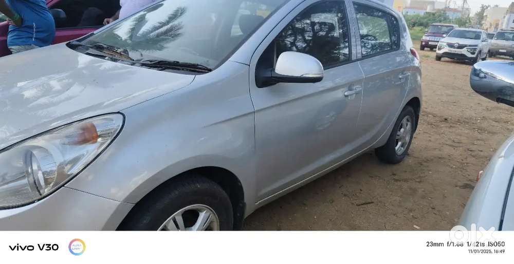Hyundai I20 2012 Petrol 63000 Km Driven