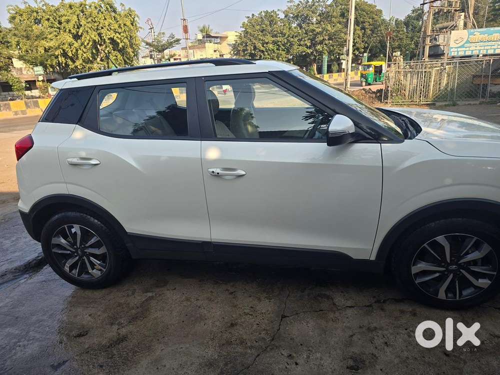 Mahindra Xuv300 2021 Petrol Well Maintained