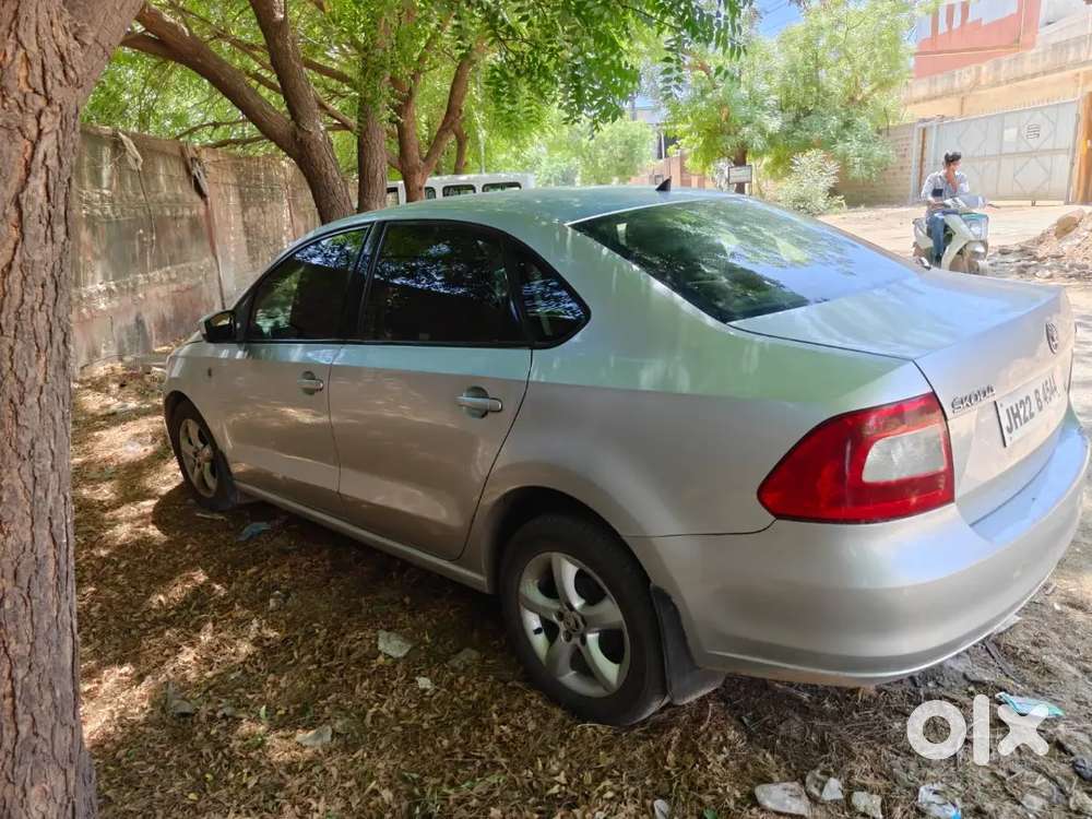 Skoda Rapid Elegance 2016 1.5 Tdi