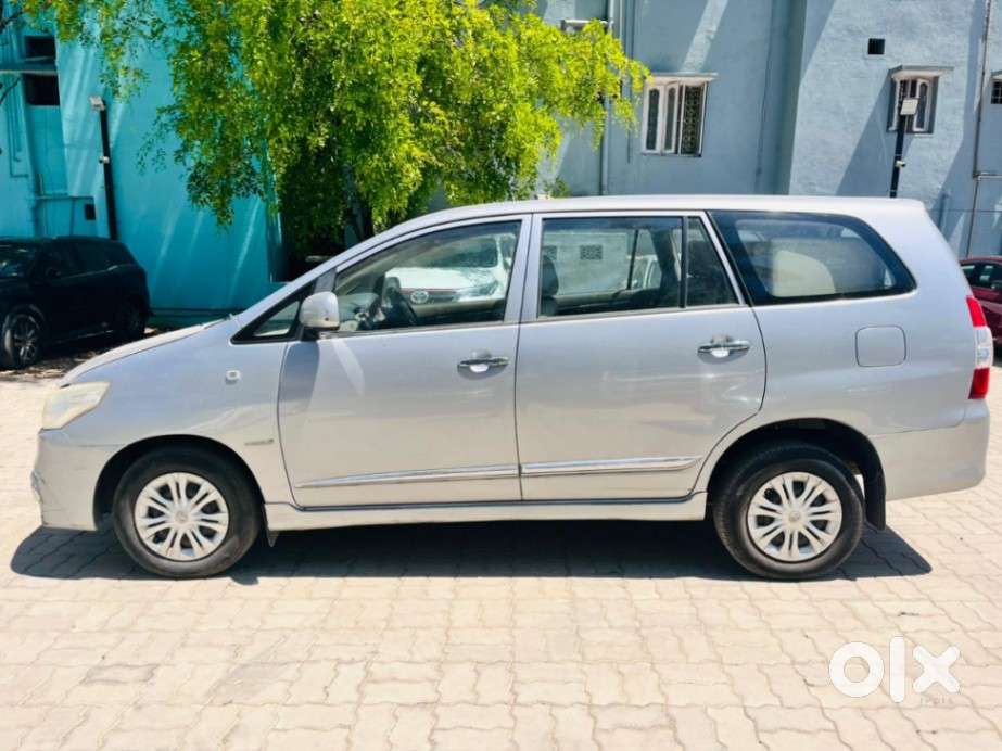 Toyota Innova 2.5 G (diesel) 7 Seater, 2015, Diesel