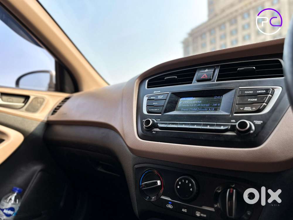 Hyundai I20 Sportz 1.2 Mt Dual Tone, 2018, Petrol