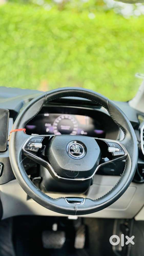 Skoda Kylaq Signature Plus At, 2025, Petrol
