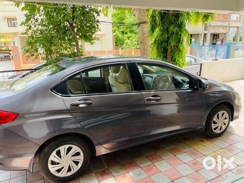 Honda City I-vtec Sv, 2018, Petrol