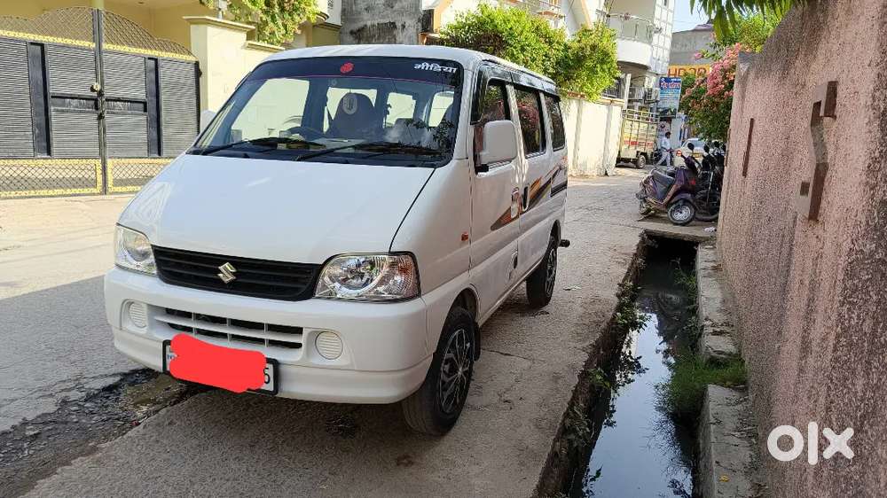 Maruti Suzuki Eeco 2025 Cng & Hybrids 20000 Km Driven