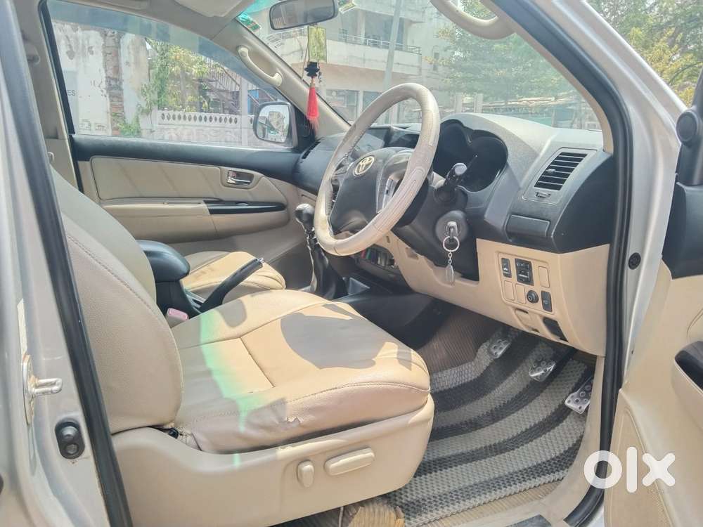 Toyota Fortuner 3.0 4x2 Mt, 2014, Diesel