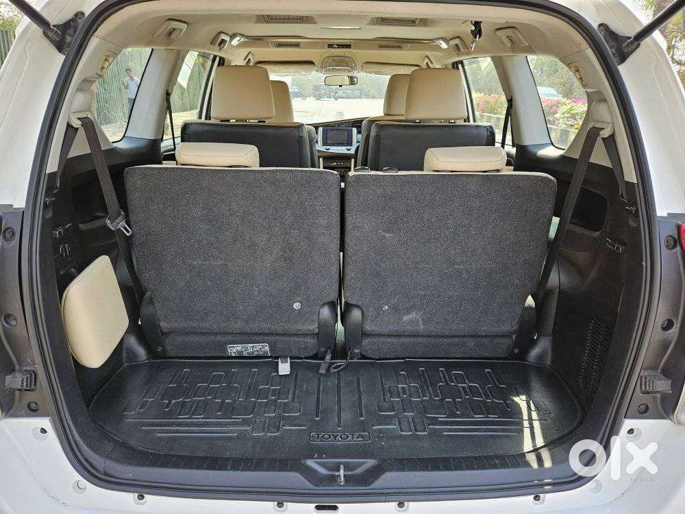 Toyota Innova Crysta 2.8z Automatic, 2019, Diesel