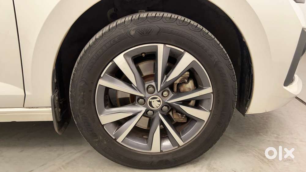 Skoda Slavia Style 1.5l Tsi Dsg, 2022, Petrol