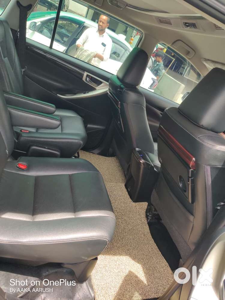 Toyota Innova Crysta 2023 Diesel Manual