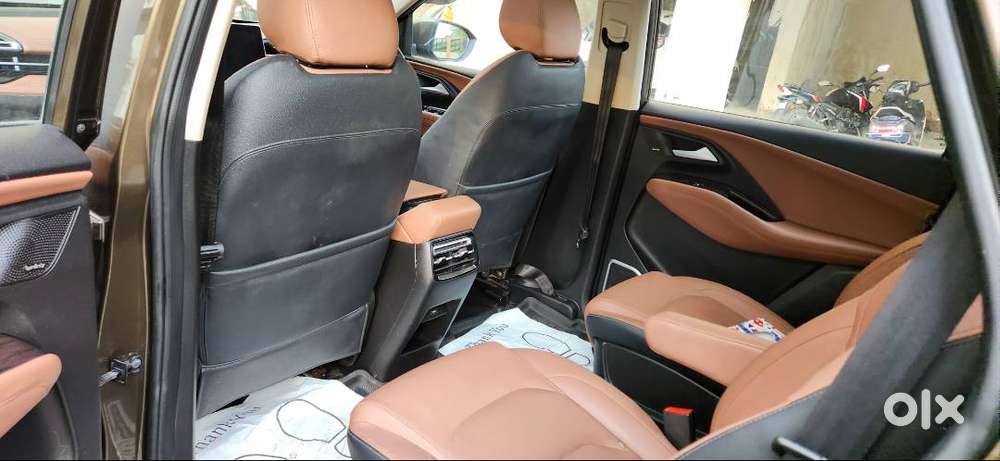 Mg Hector Plus 2023 Automatic Petrol  2nd Owner  Excellent Condition