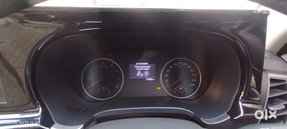 Kia Seltos Htx 1.5 Petrol Mt, 2022, Petrol