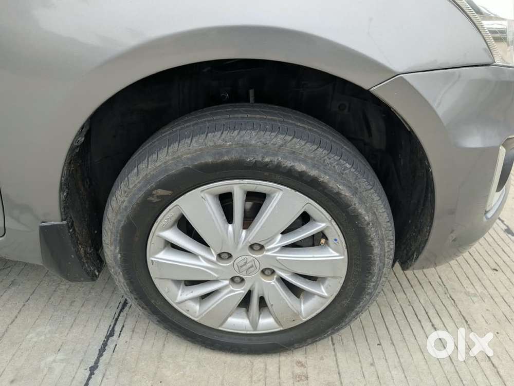 Maruti Suzuki Swift Zxi, 2017, Petrol