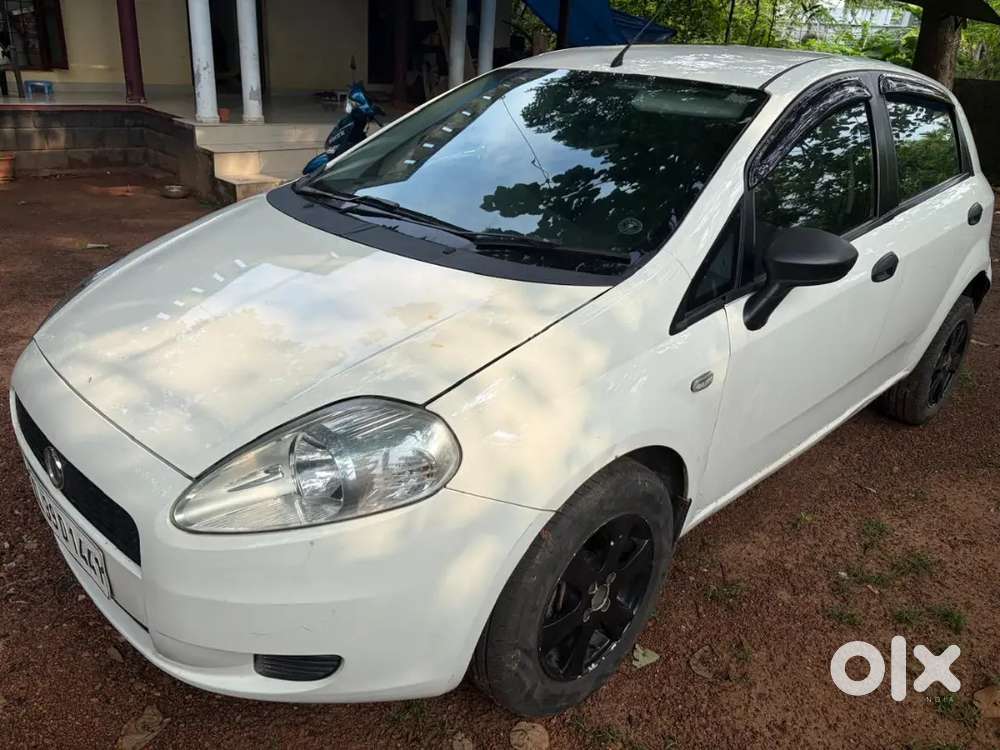 Fiate Punto 2011 80000rs