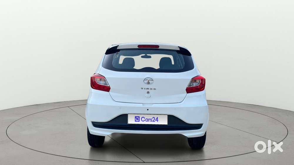 Tata Tiago 1.2 Revotron Xt Option, 2023, Petrol
