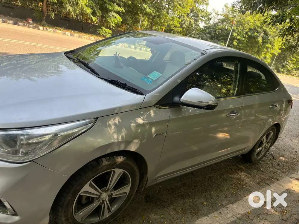 Top Model Sunroof Push Button Start Total Original Dealer Ko Nahi Deni