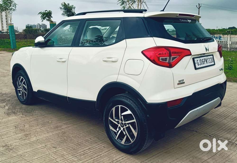 Mahindra Xuv300 W8 Amt Diesel, 2023, Diesel