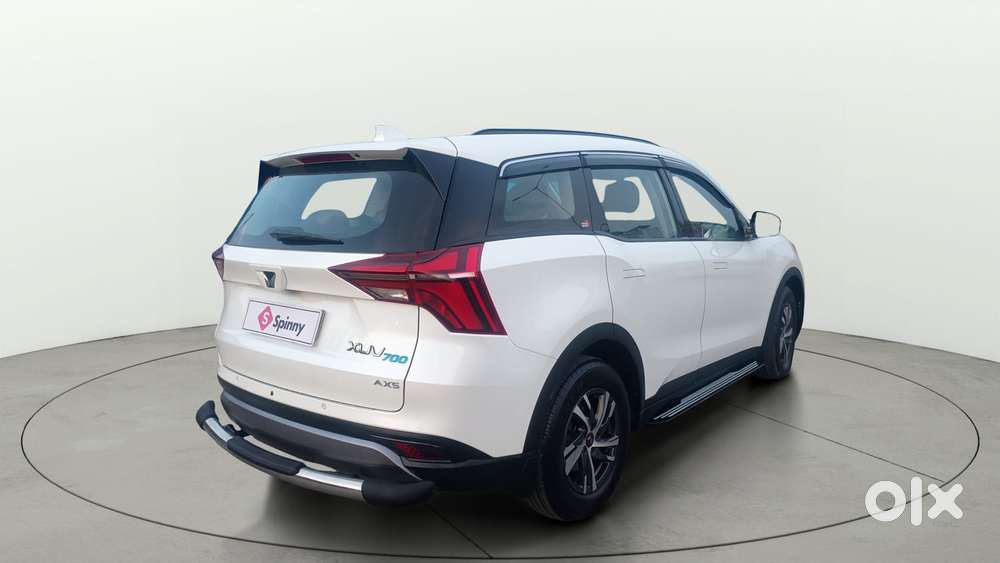 Mahindra Xuv700 2.0 Ax 5 Petrol Mt 7 Str, 2021, Petrol