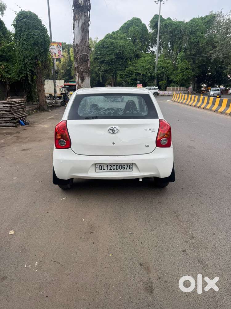 Toyota Etios Liva G, 2012, Petrol