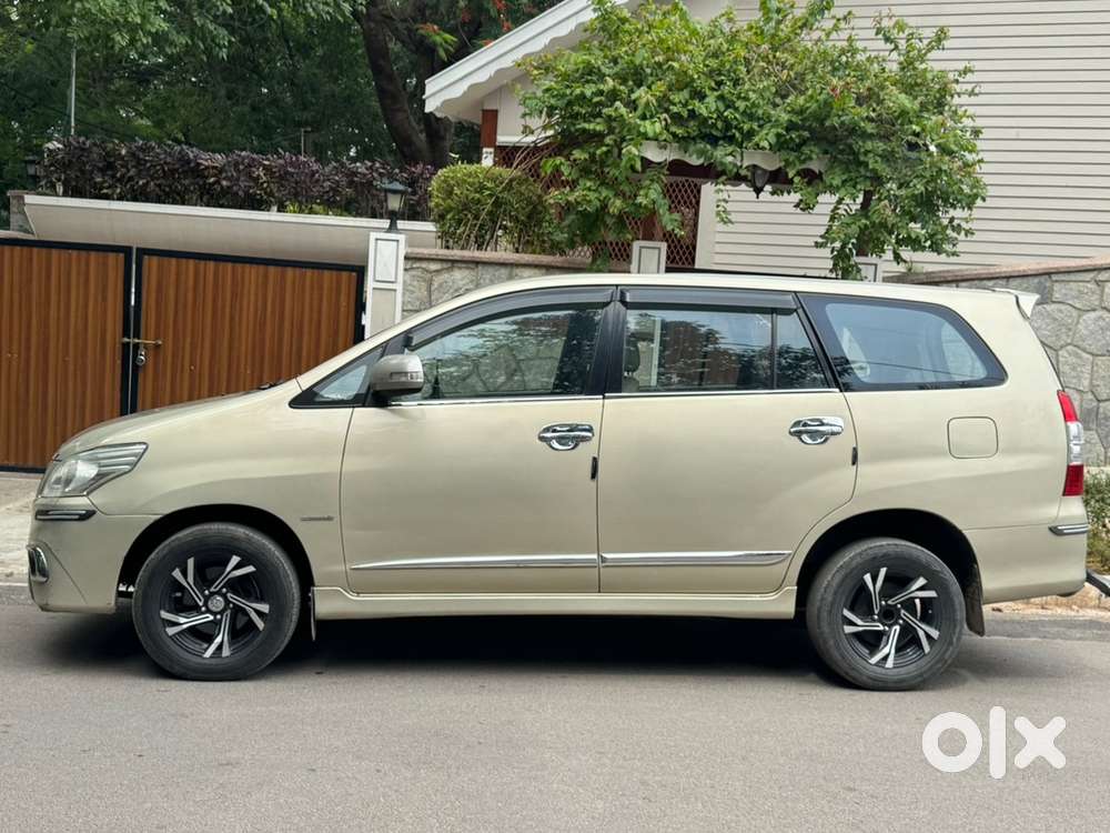 Toyota Innova 2.5 Vx 7s 2014 Model 2nd Owner In Pristine Condition!