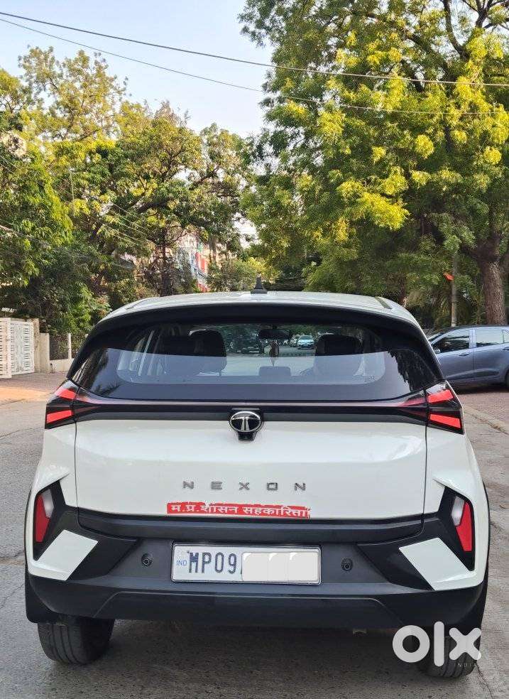 Tata Nexon 1.5 Revotorq Xz Plus (s), 2023, Diesel