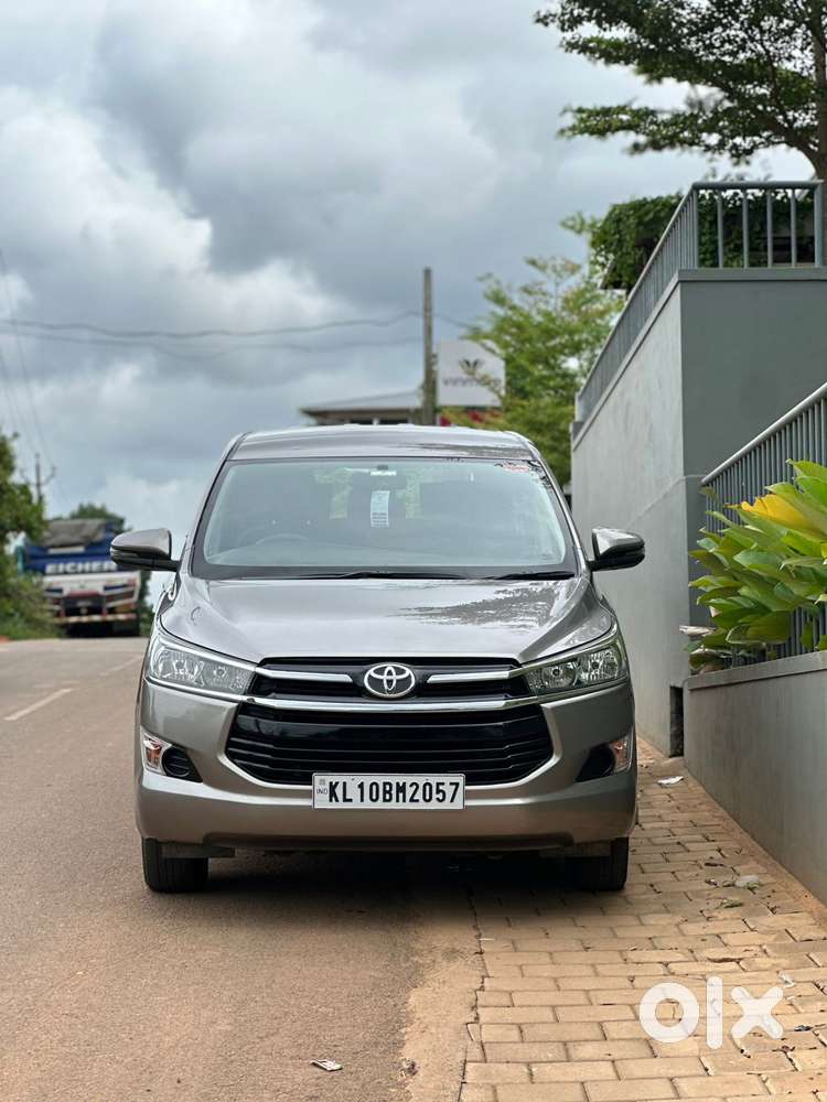 Toyota Innova Crysta 2.8 Gx At 8s, 2019, Diesel