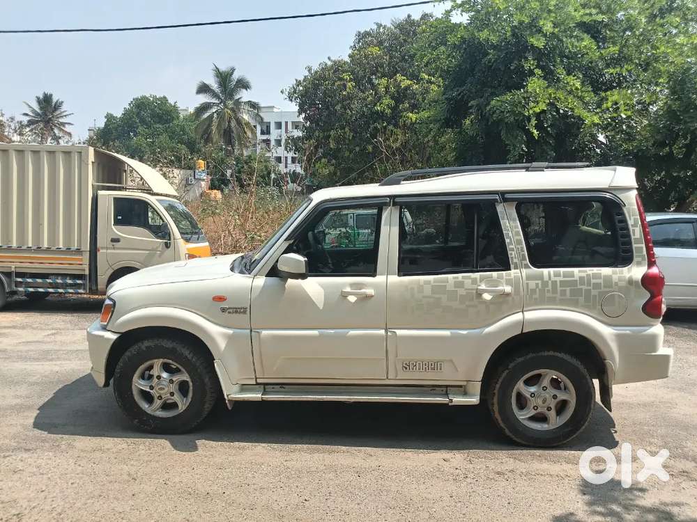 Well Maintained Top End Model You Cannot Find A Good Car Than This