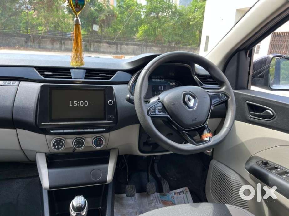 Renault Triber Rxt, 2021, Petrol