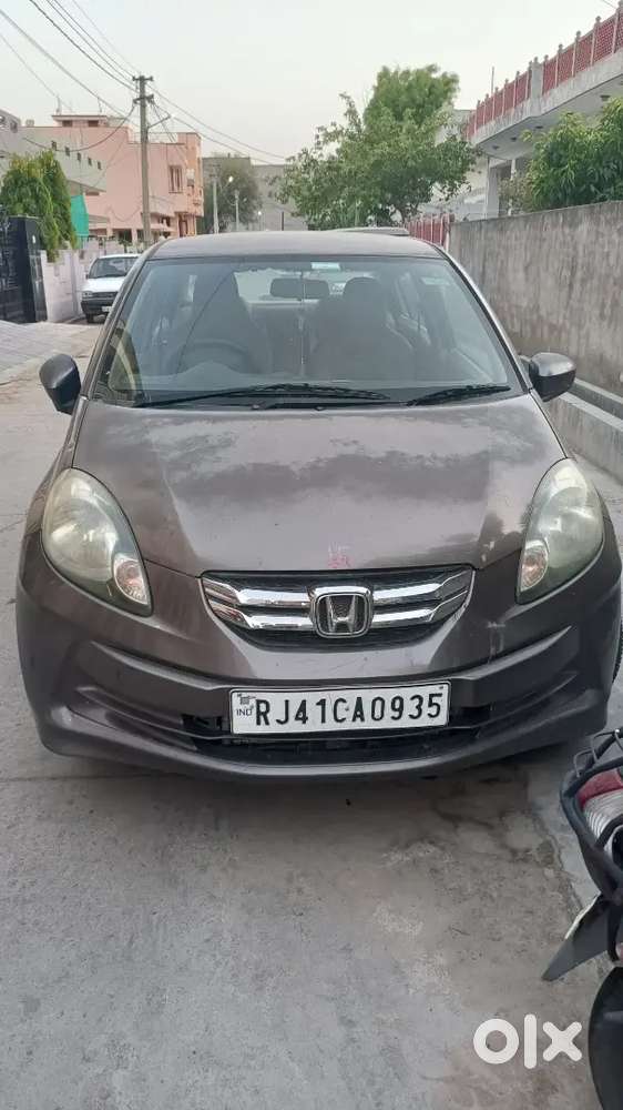 Honda Amaze 2014 Diesel Well Maintained