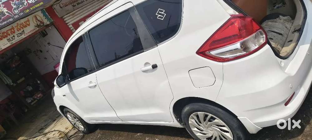 Maruti Suzuki Ertiga 2015 Diesel 280000 Km Driven