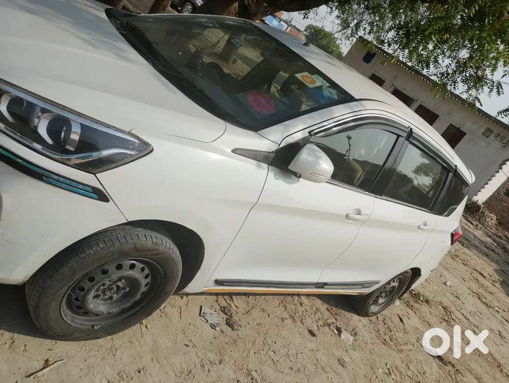 Maruti Suzuki Ertiga 2023 Cng & Hybrids 100700 Km Driven