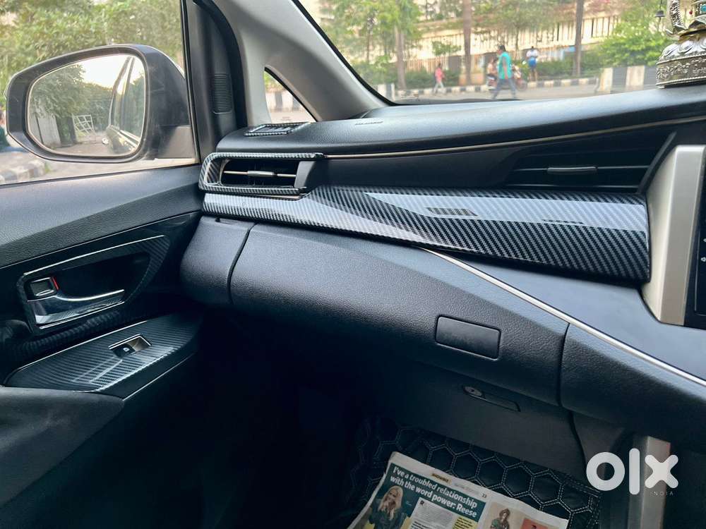 Toyota Innova Crysta 2.4 V 8 Str, 2017, Diesel