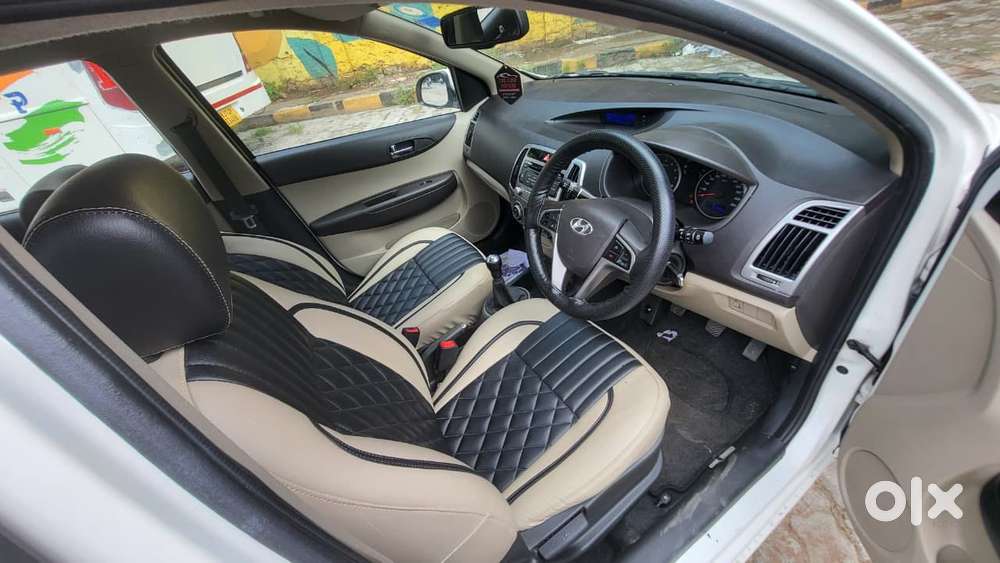 Hyundai I20 Sportz 1.2 Vtvt, 2014, Petrol