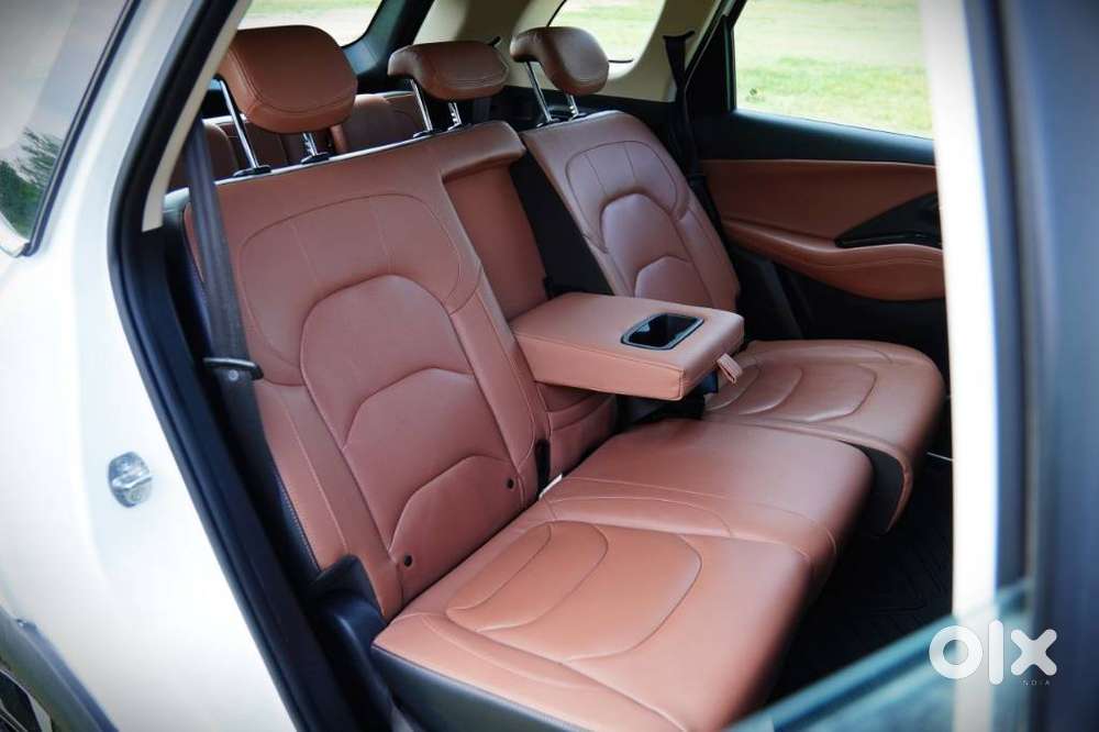 Mg Hector Plus Savvy Pro 1.5 Turbo Petrol Cvt 7 Str, 2023, Petrol