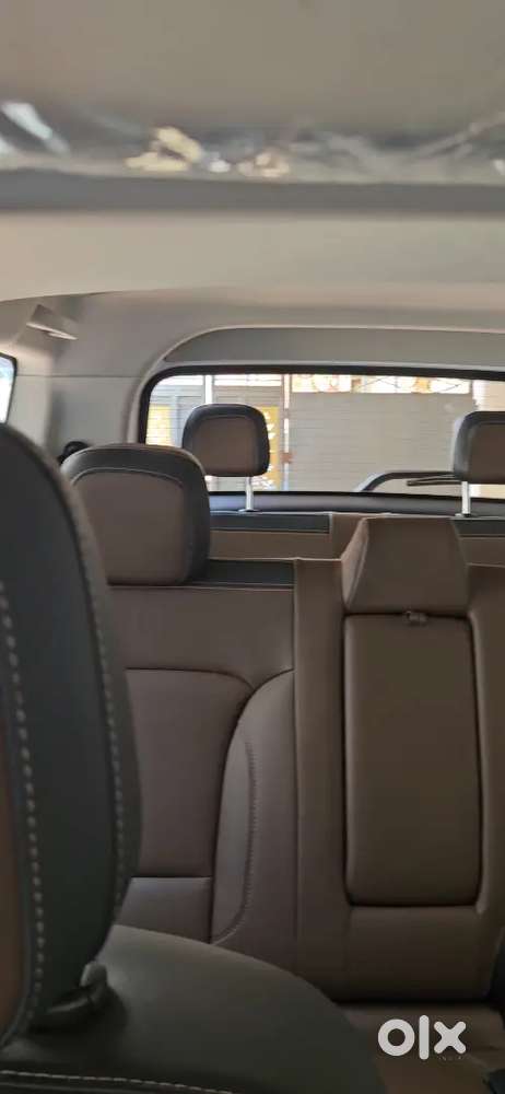 Mahindra Scorpio-n Z8 S 2024 Petrol 6500 Km Driven