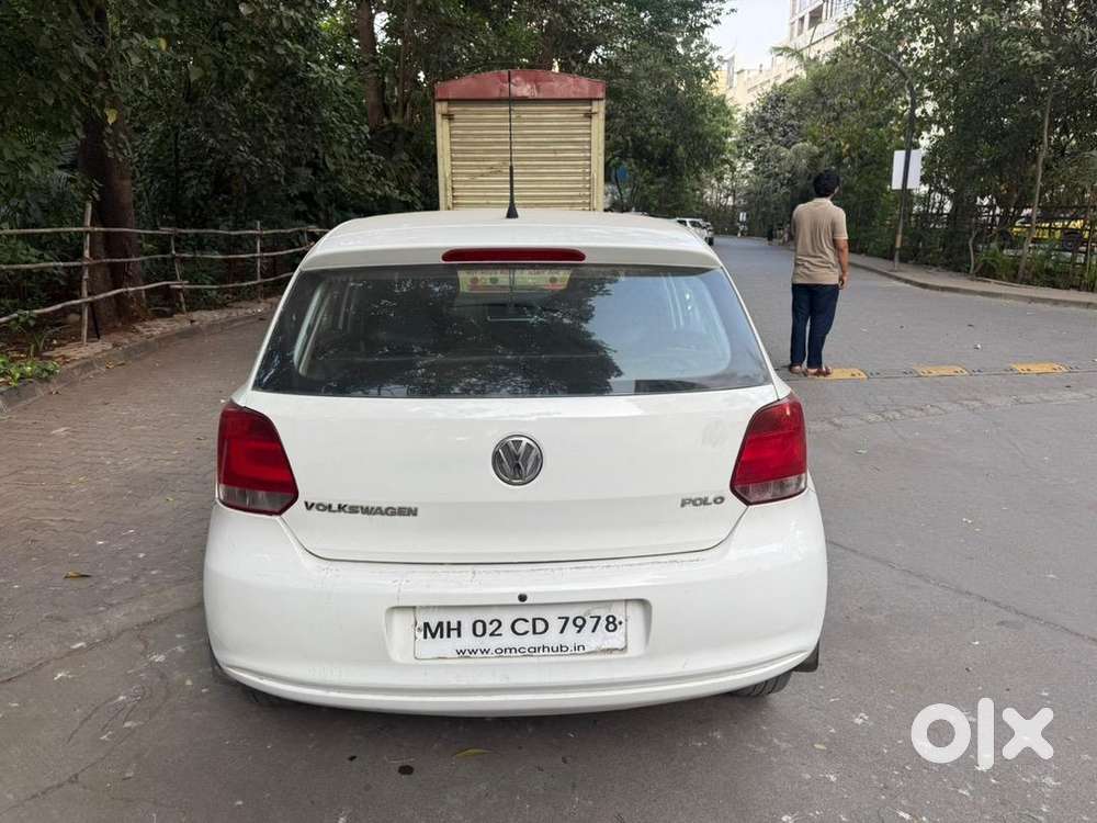Volkswagen With Manual 2011