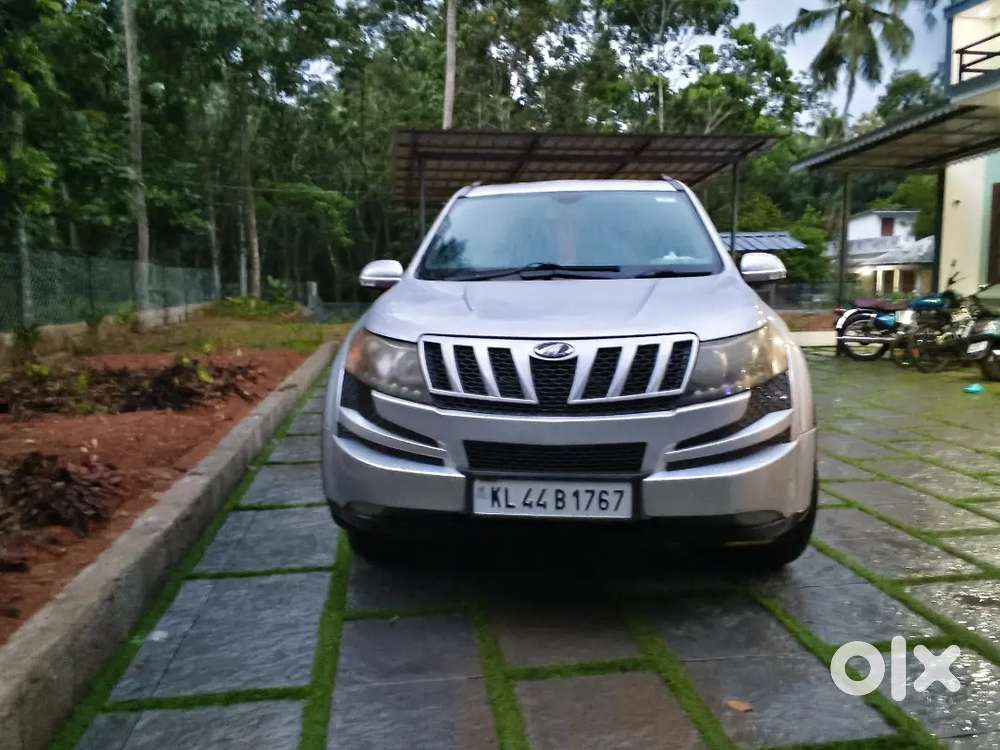 Mahindra Xuv500 2012 Diesel 200300 Km Driven