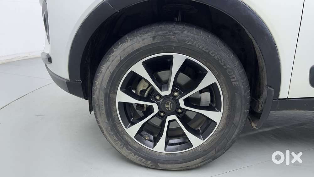 Tata Nexon 1.5 Revotorq Xza Plus S Amt, 2021, Petrol
