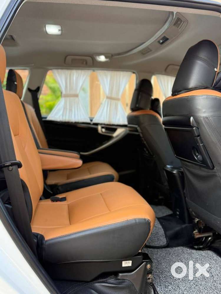 Toyota Innova Crysta 2.4 V, 2023, Diesel