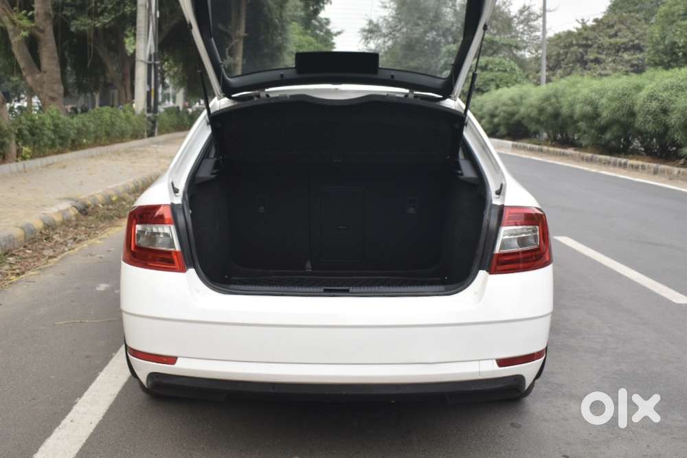 Skoda Octavia 1.8 Tsi Style At, 2019, Petrol