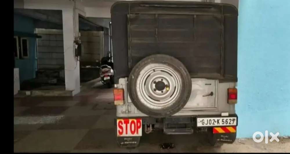 Mahindra Jeep 2000